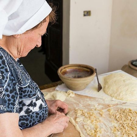 Residenza La Nivera Miglionico Екстериор снимка