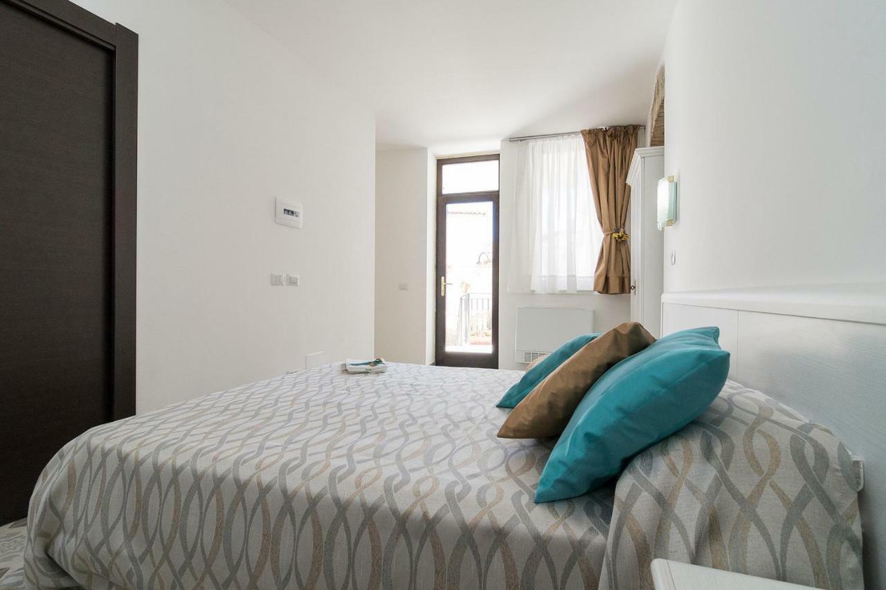 Residenza La Nivera Miglionico Екстериор снимка