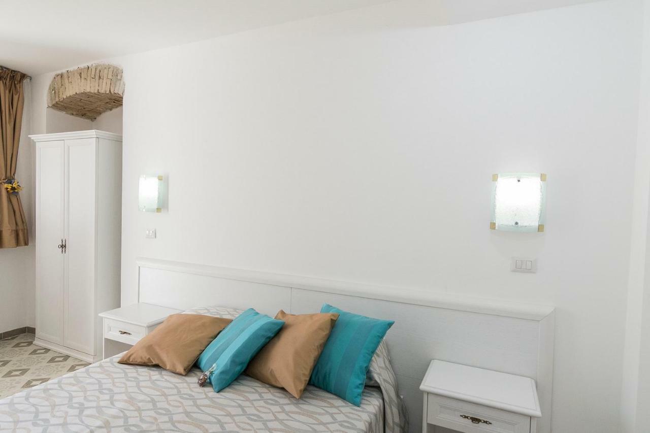 Residenza La Nivera Miglionico Екстериор снимка