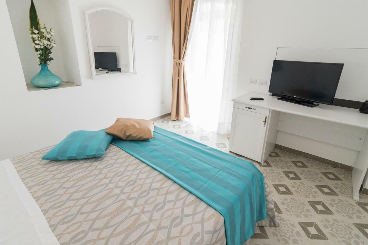 Residenza La Nivera Miglionico Екстериор снимка